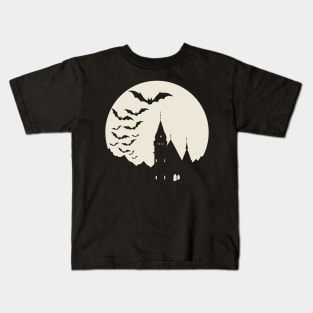 Ravenloft by the moon Kids T-Shirt